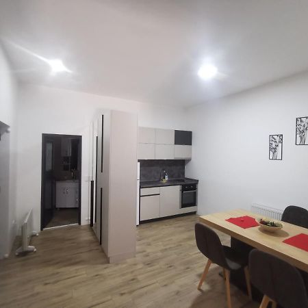 Restoran Due Punti Apartment Kursumlija Exterior foto