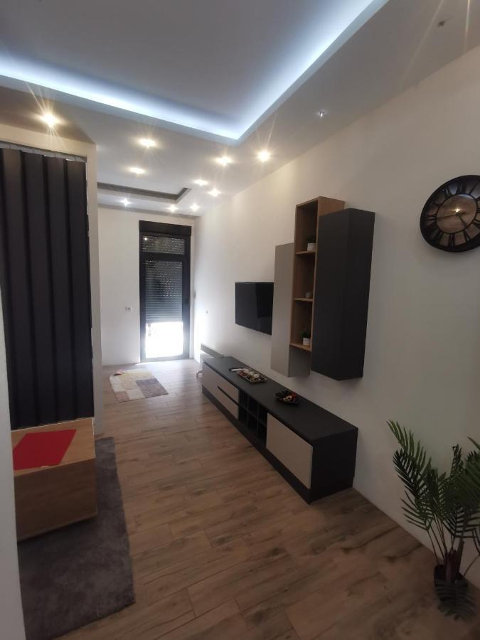 Restoran Due Punti Apartment Kursumlija Exterior foto