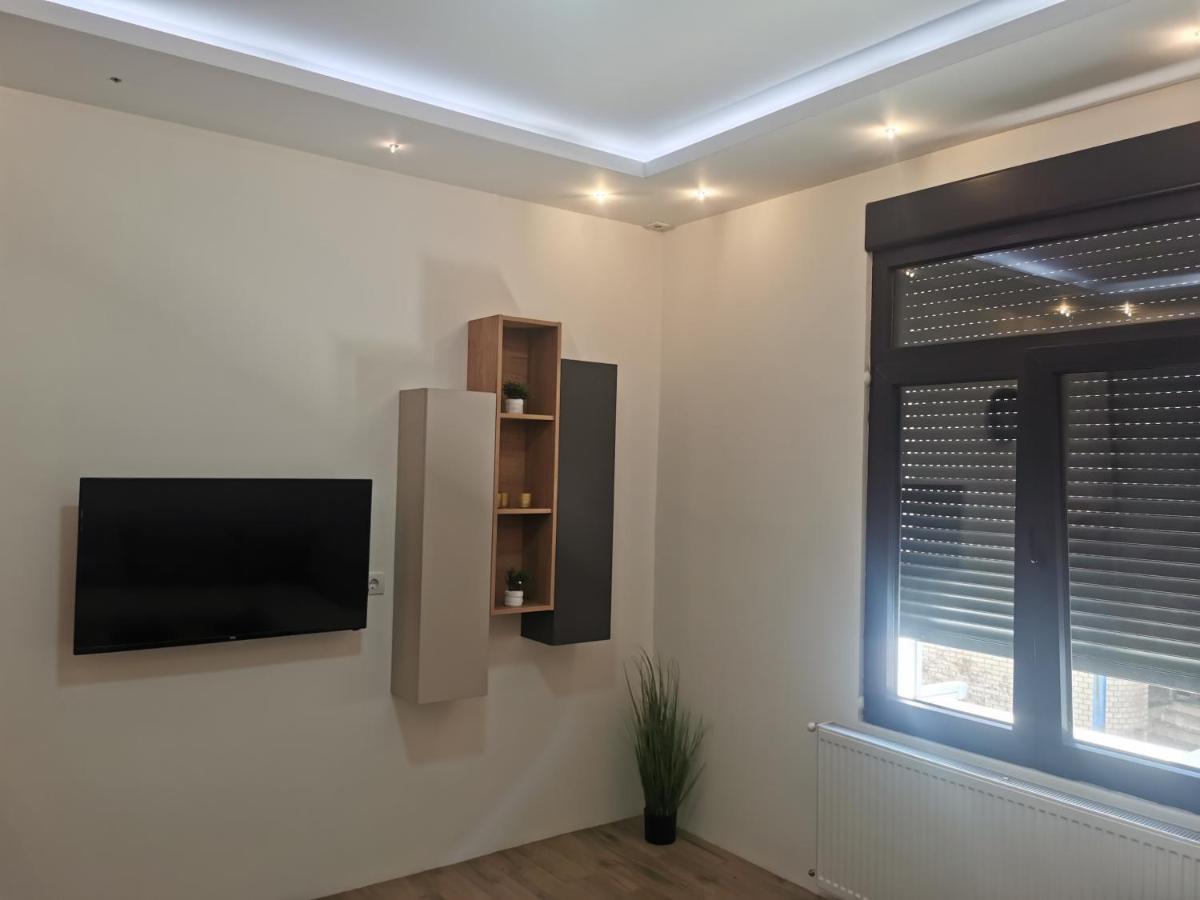 Restoran Due Punti Apartment Kursumlija Exterior foto